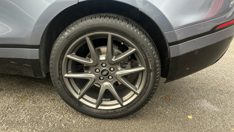 Land Rover Range Rover Velar 2.0 D200 R-Dynamic HSE 5dr Auto Diesel Estate